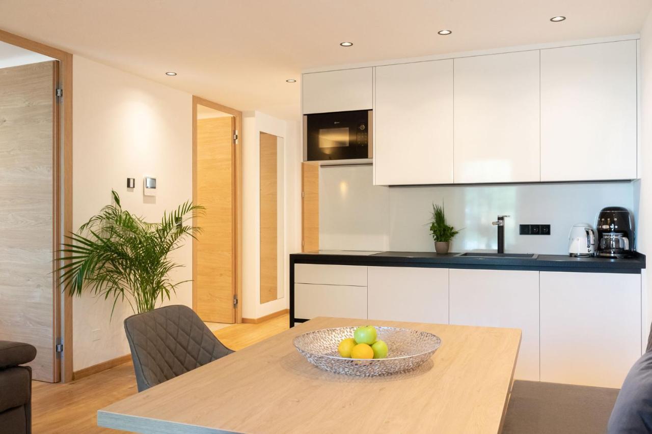 Nice Living Neue: Modern Apartments in Brixen's Heart with Free Brixencard Exterior photo