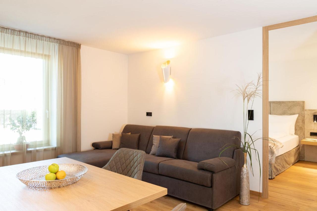 Nice Living Neue: Modern Apartments in Brixen's Heart with Free Brixencard Exterior photo