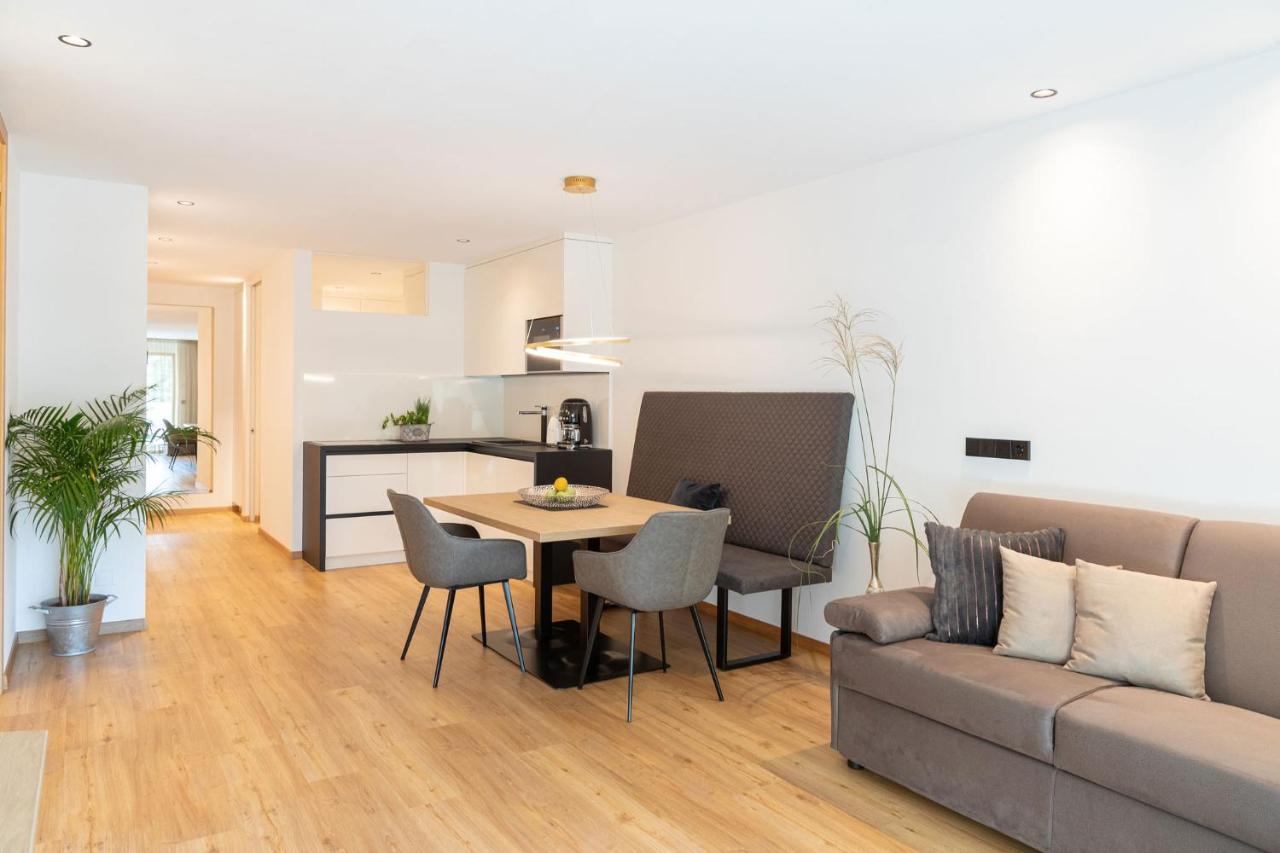 Nice Living Neue: Modern Apartments in Brixen's Heart with Free Brixencard Exterior photo